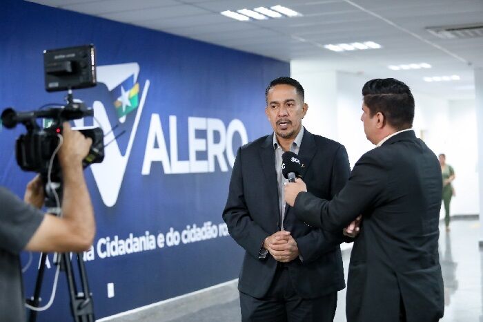 IMPRENSA LIVRE E SEGURA - Deputado Eyder Brasil propõe projeto de proteção aos jornalistas em situações de risco em Rondônia

